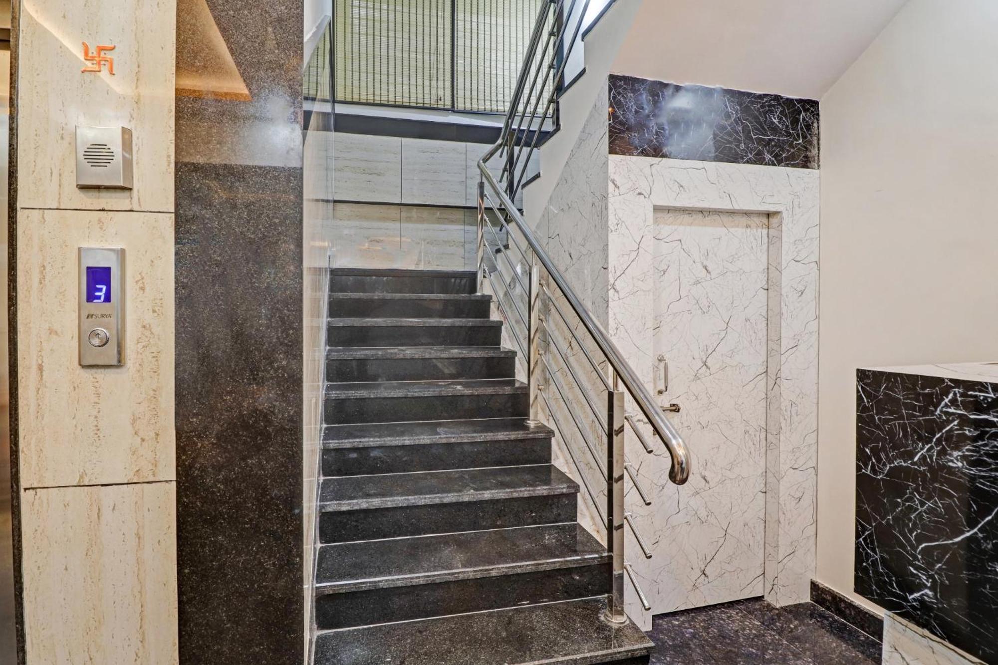 Super Collection O Global Stay Near Kengeri Bus Terminal Metro Station Bangalore Exterior foto